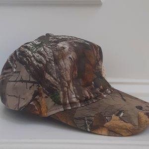 Hat and suspender set